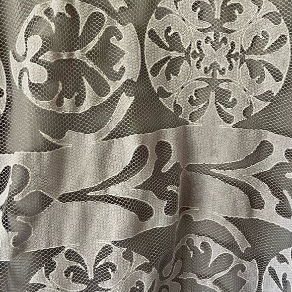 Anthropologie Meadow Rue Capriccio Lace Tunic Top - Picture 3 of 3